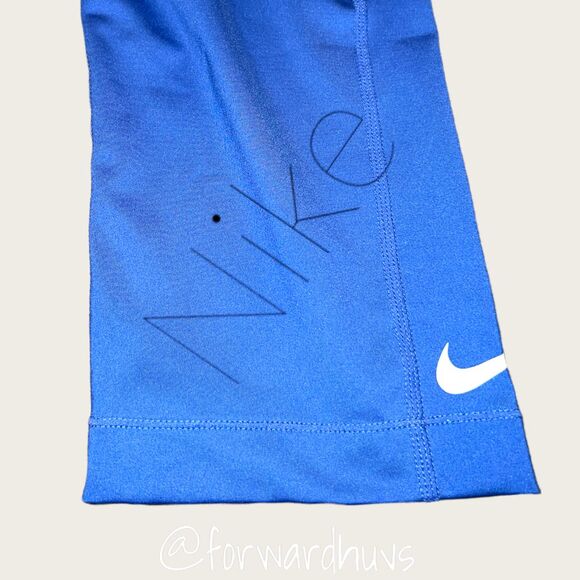 Nike Capri Length Leggings Size Medium - Picture 2 of 6